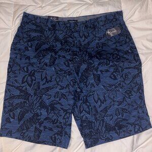 Nautica Slim Fit Flat Front Shorts Blue Tropical Print 38W 9.5” NWT
